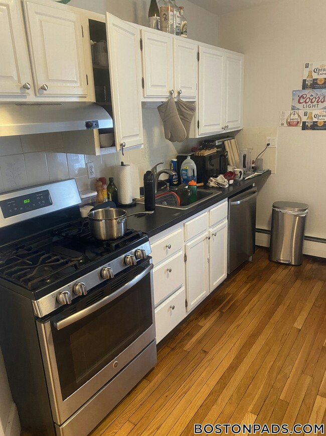 Photo - 250 River St Unit 250