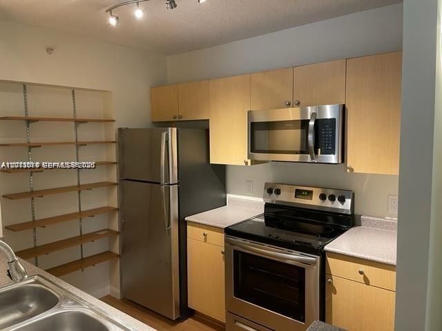Photo - 1900 Van Buren St Unit 220b