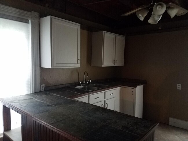 Photo - 18407 Green Rd