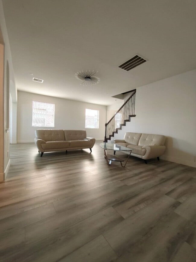 Photo - 2306 Waterford Park St