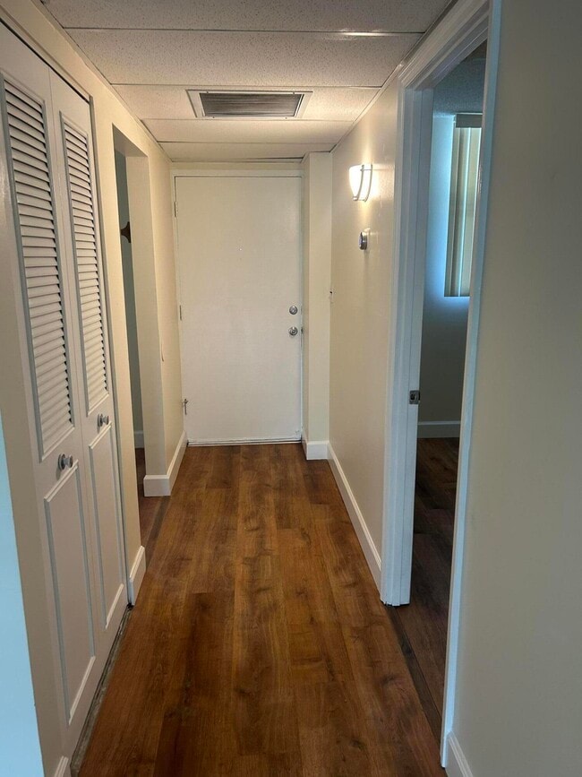 Photo - 109 Royal Pk Dr Unit 2c