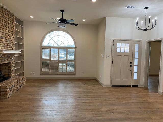 Photo - 2107 Joni Cir