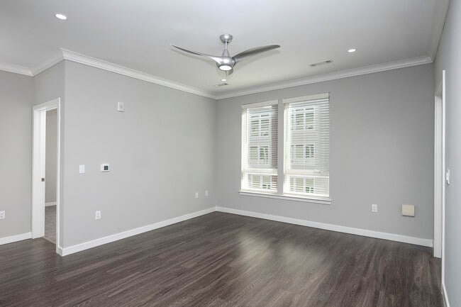 Photo - Fairfield Metro at Mineola