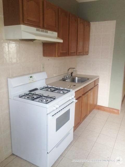Building Photo - 64 Day St Unit 3 Rental