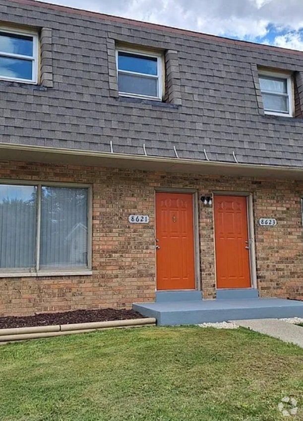 Building Photo - Green Brook Rental