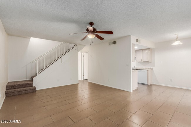 Photo - 860 E Brown Rd