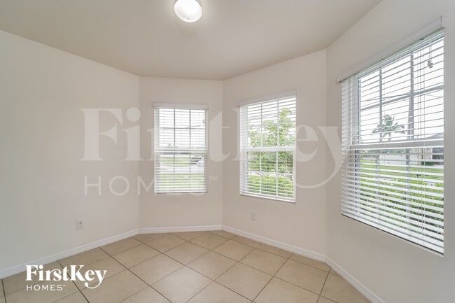 Photo - 604 SW 6th Ave