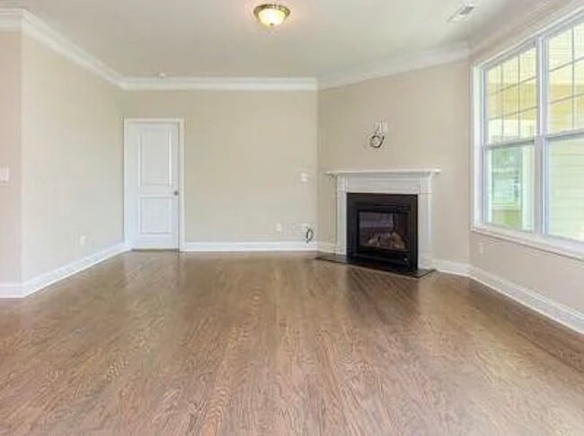 Photo - 507 Nouvelle Dr