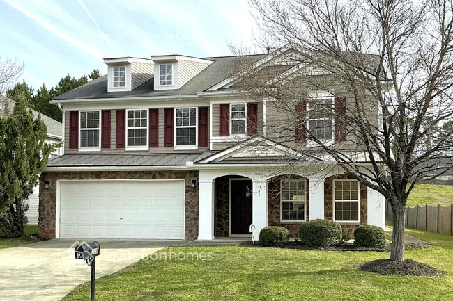 Building Photo - 311 Rondelay Dr