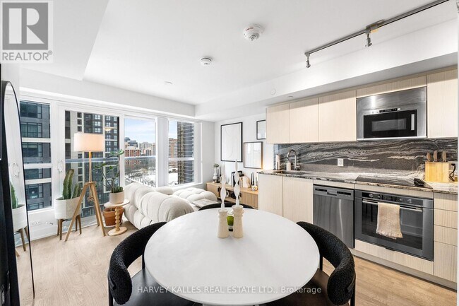 Photo - 5 Mabelle Ave Unit 1131
