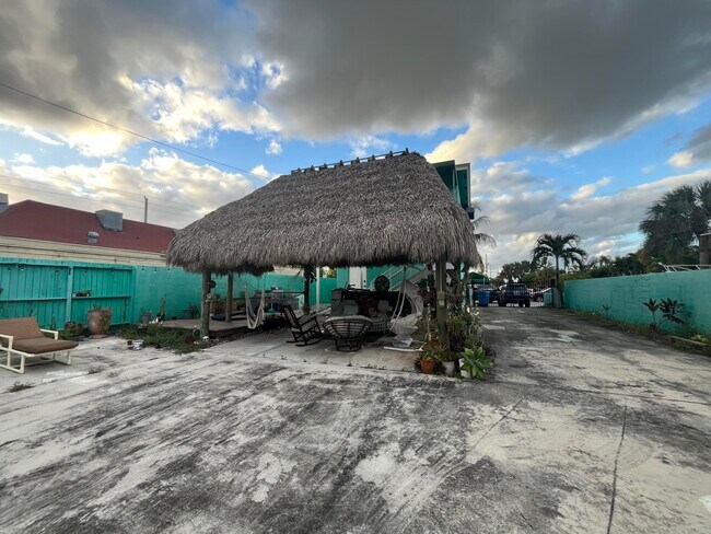 Photo - 112 Mayfield Rd