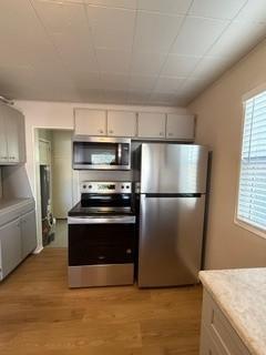 Photo - 1971 Roslyn St