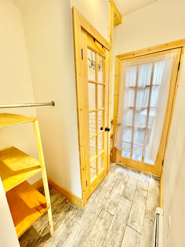 441 Bainbridge St. Unit 2nd FL