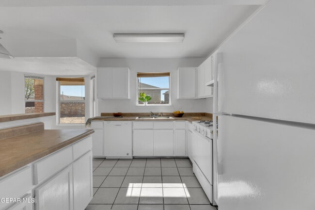 Photo - 12508 Setting Sun Dr