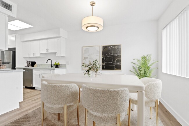 Rexford Drive Apartments