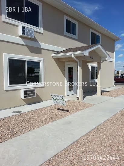 Building Photo - 621 E. Railroad-6 Unit 6