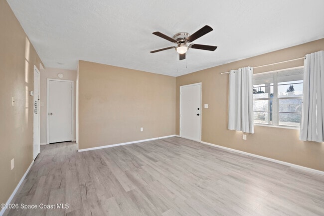 Photo - 1807 Elizabeth St