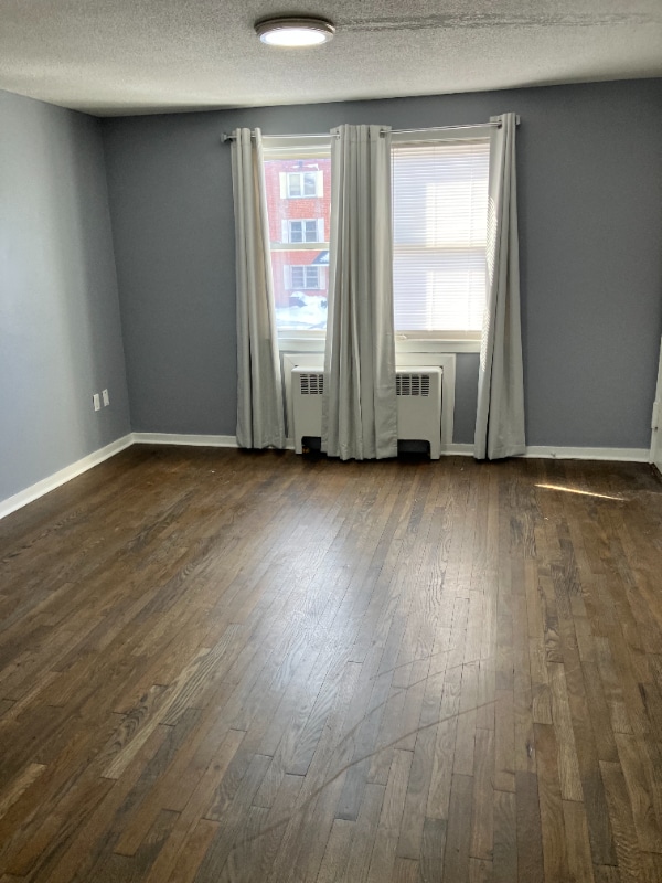 Photo - 936 Wethersfield Ave Unit 4