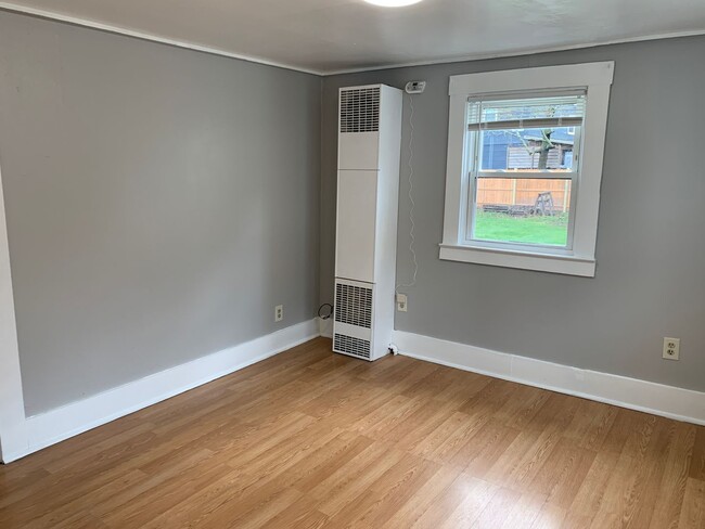 Photo - 74-76 Seavey Street Unit 76-1/2