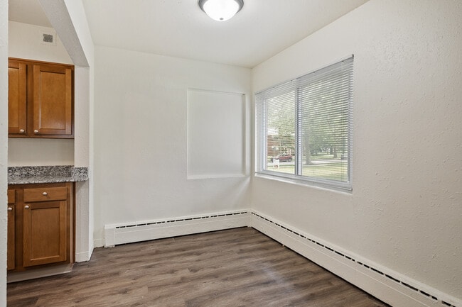 Oakview Apartments