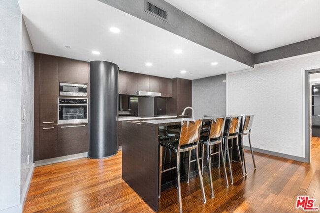 Photo - 6250 Hollywood Blvd Unit 9E