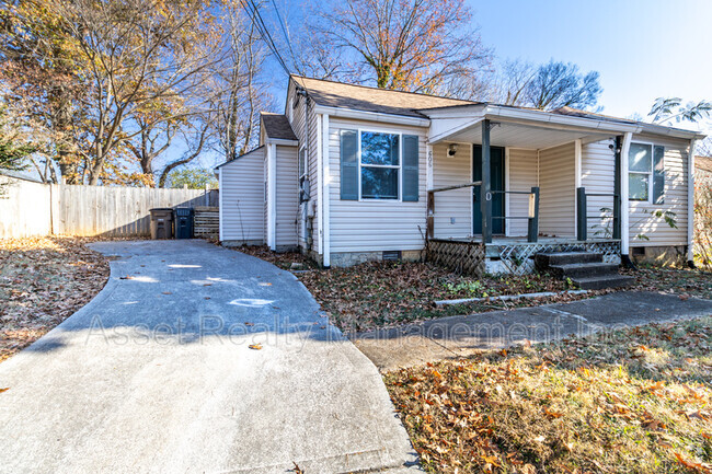 Building Photo - 606 Renford Rd Rental