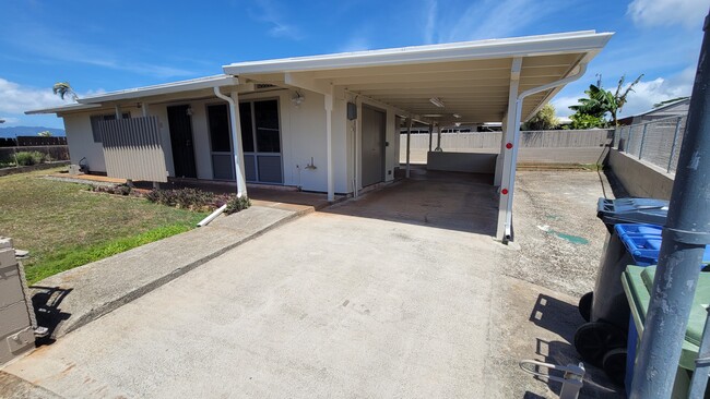 Front of property - 2342 Ahakuka Pl Casa