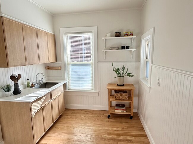 Photo - 11 Spring St Unidad #3