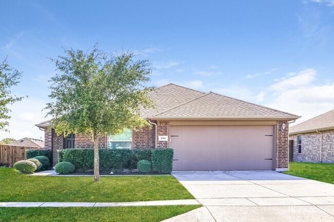 Building Photo - 336 Carlyle St