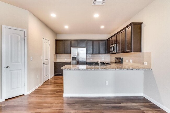 Photo - 1701 Logan Dr Unit 34