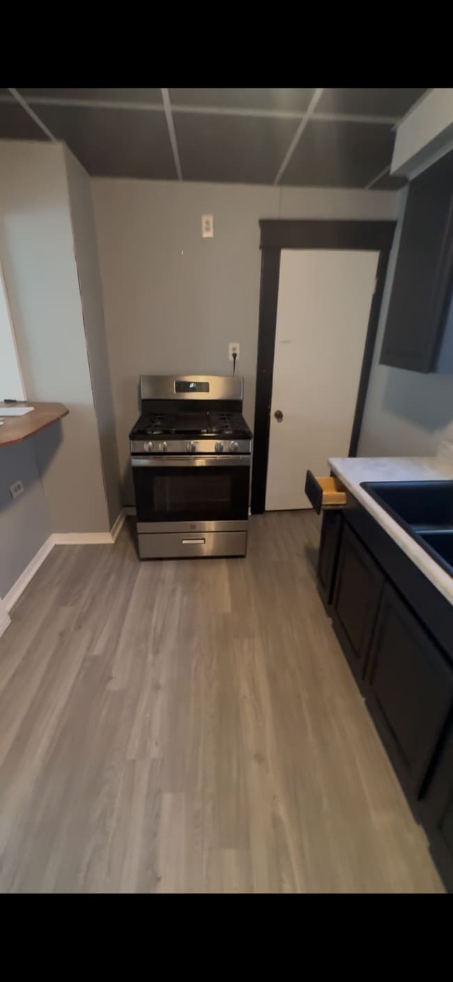 kitchen area - 1134 Ackley St
