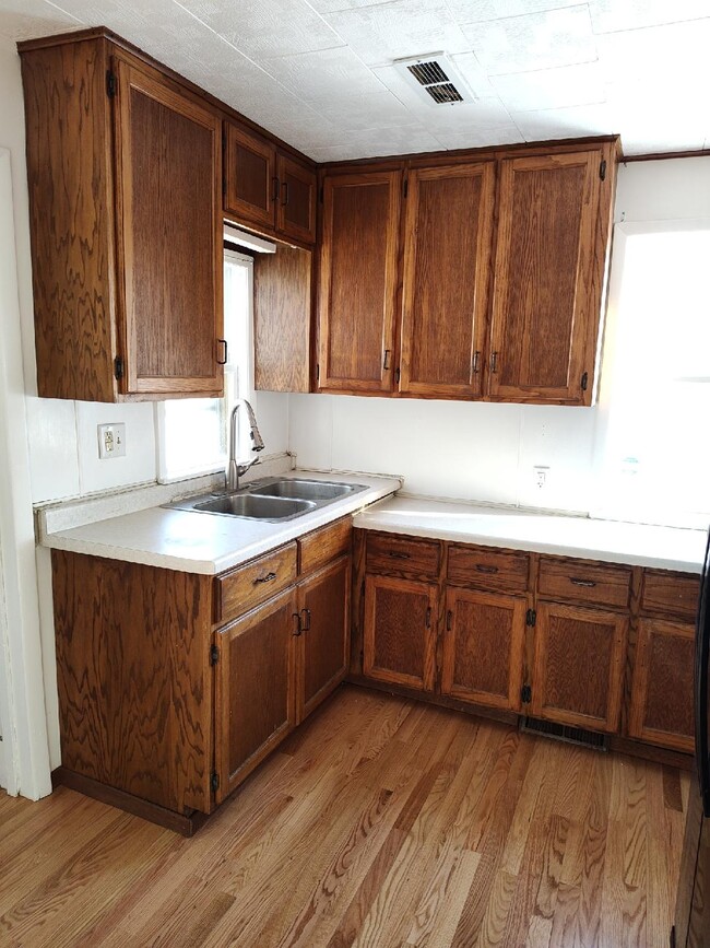 Kitchen - 200 W Mill St House