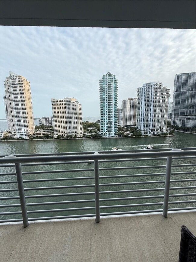 Photo - 335 S Biscayne Blvd Unidad 1805