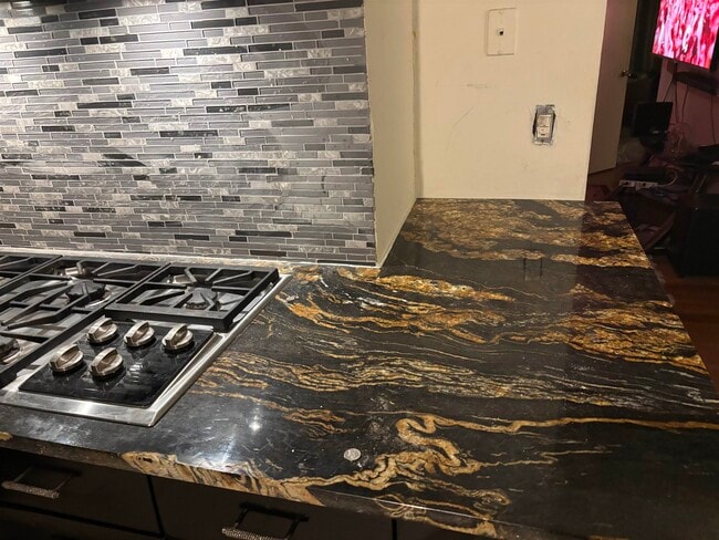 Photo - 109 Centre Ave