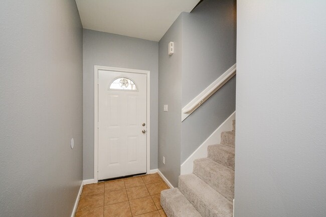 Photo - 6418 Waldron Dr Unit B