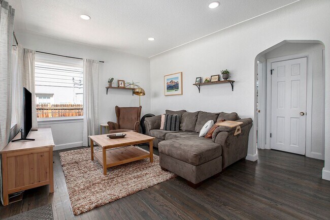 Photo - May 2025 - 4 Bed 2 Bath Beautiful Updated ...