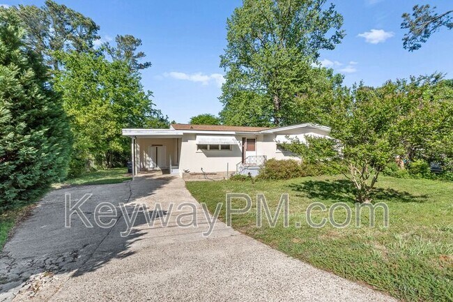 Photo - 2423 Brentwood Pl