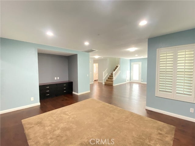 Photo - 971 Saltcoats Dr