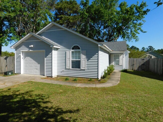 Single Family Home in Havelock - Single Family Home in Havelock