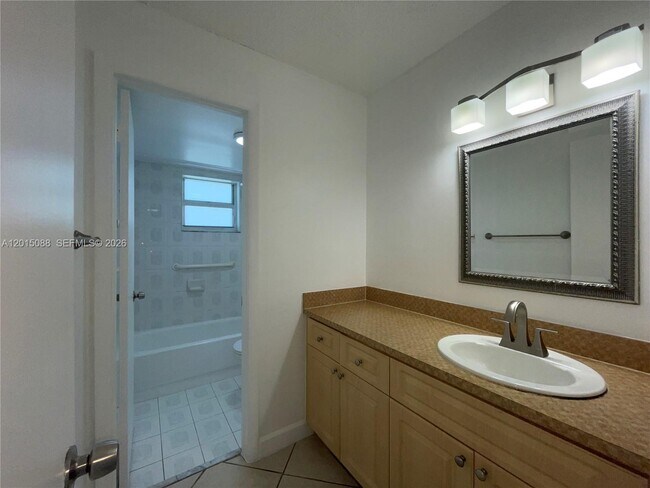 Photo - 10300 Coral Wy Unit B-33