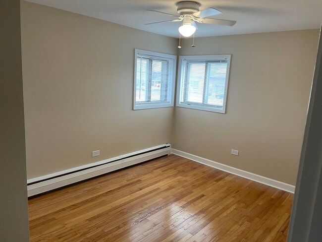 Photo - 1511 E Roosevelt Rd