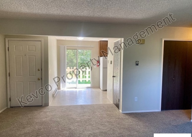 Photo - 1024 E Swallow Rd Unidad C321