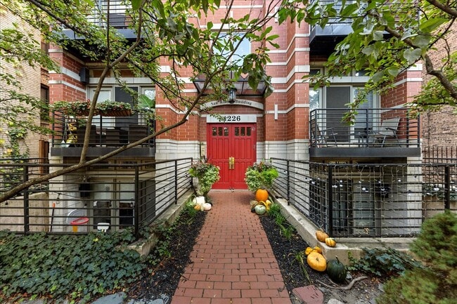 Photo - 4226 N Ashland Ave Unit 3A