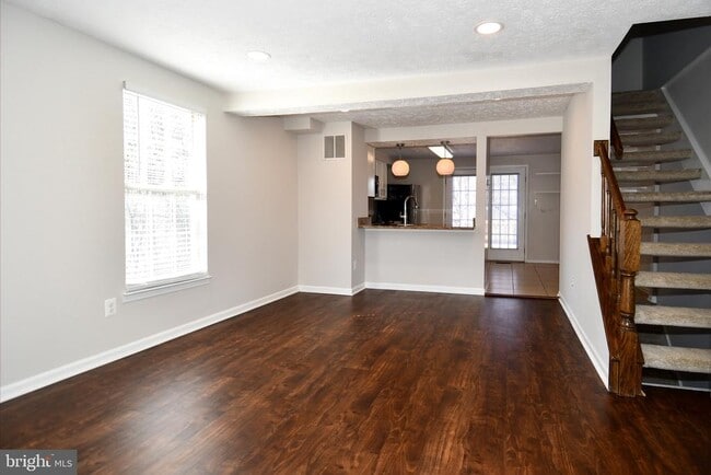 Photo - 1648 Fieldthorn Dr