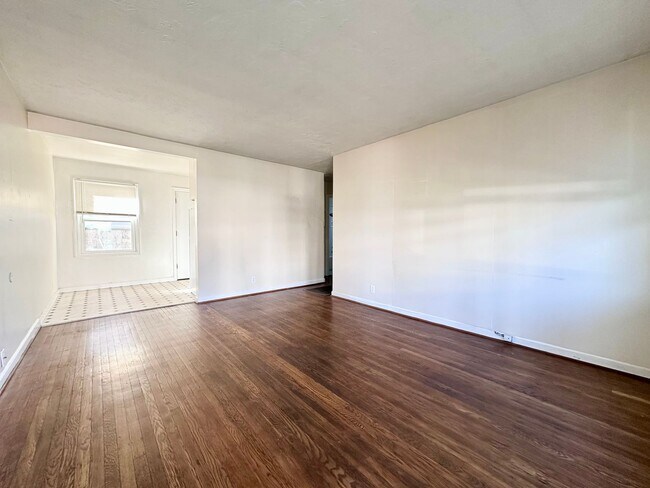 Photo - 1 Bedroom 1 Bath Close to N. Mississippi and Alberta. Unit NoPo  234