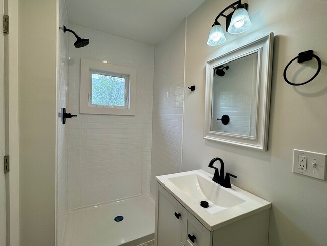 Photo - 115 Rumford St Unit C