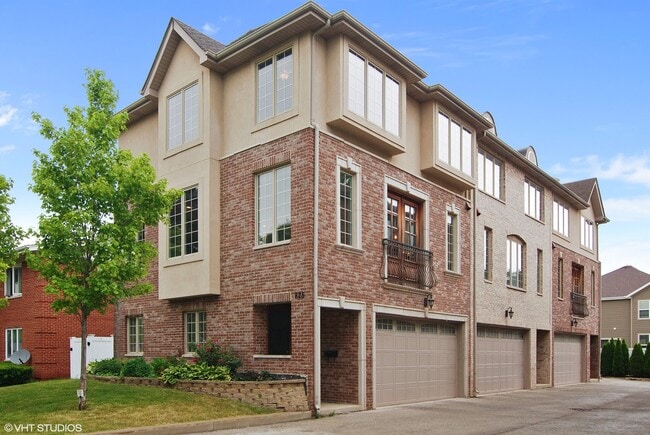Photo - 829 LaGrange Rd Townhome