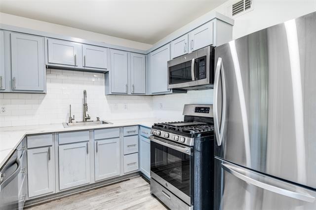 Photo - 2427 Tolosa Dr