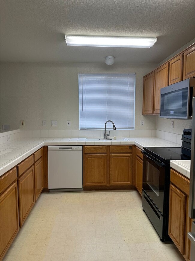 Photo - 26 Dawn Rose Way