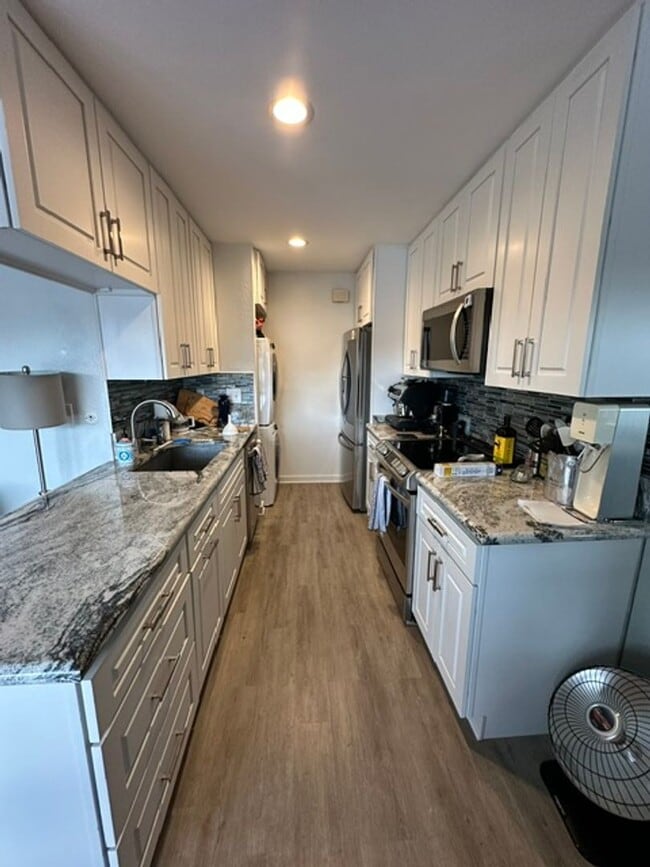 Photo - Fully Furnished in Bristol Cove Carlsbad! Unidad 17